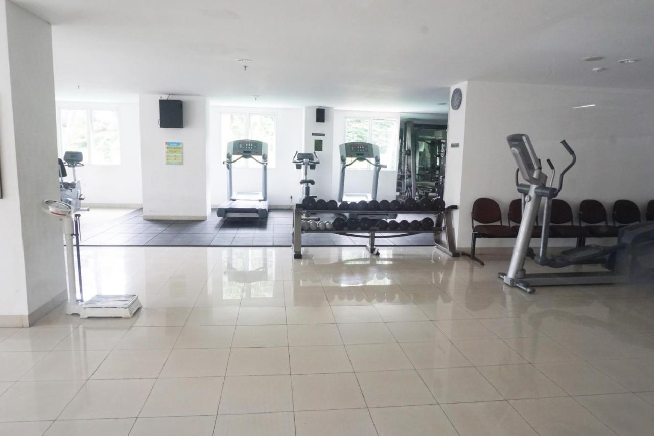Spacious 1Br Dago Suites Apartment By Travelio Bandung Dış mekan fotoğraf