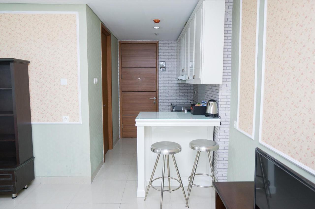 Spacious 1Br Dago Suites Apartment By Travelio Bandung Dış mekan fotoğraf